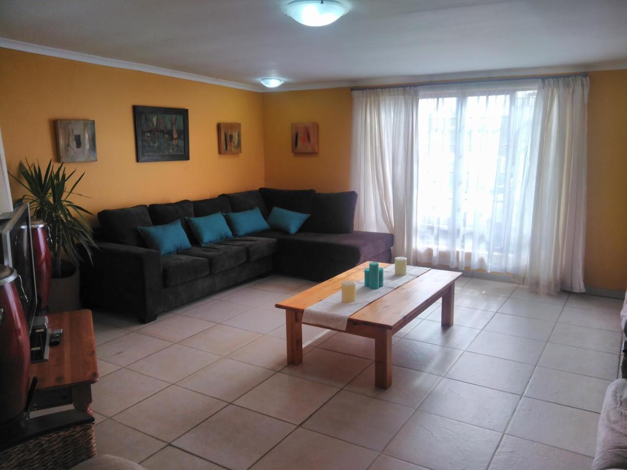Backpackers Connection @ Jnb Airport Benoni Exterior foto